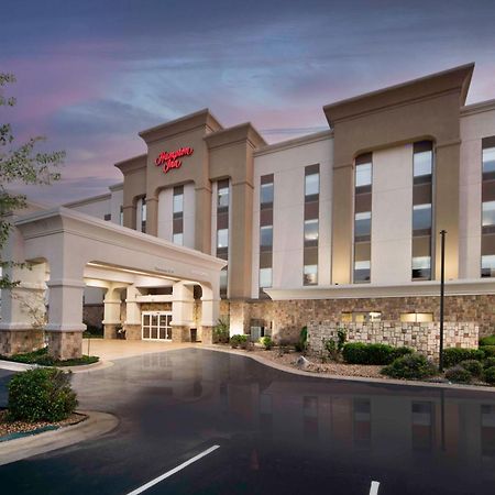 Hampton Inn Брайант Экстерьер фото